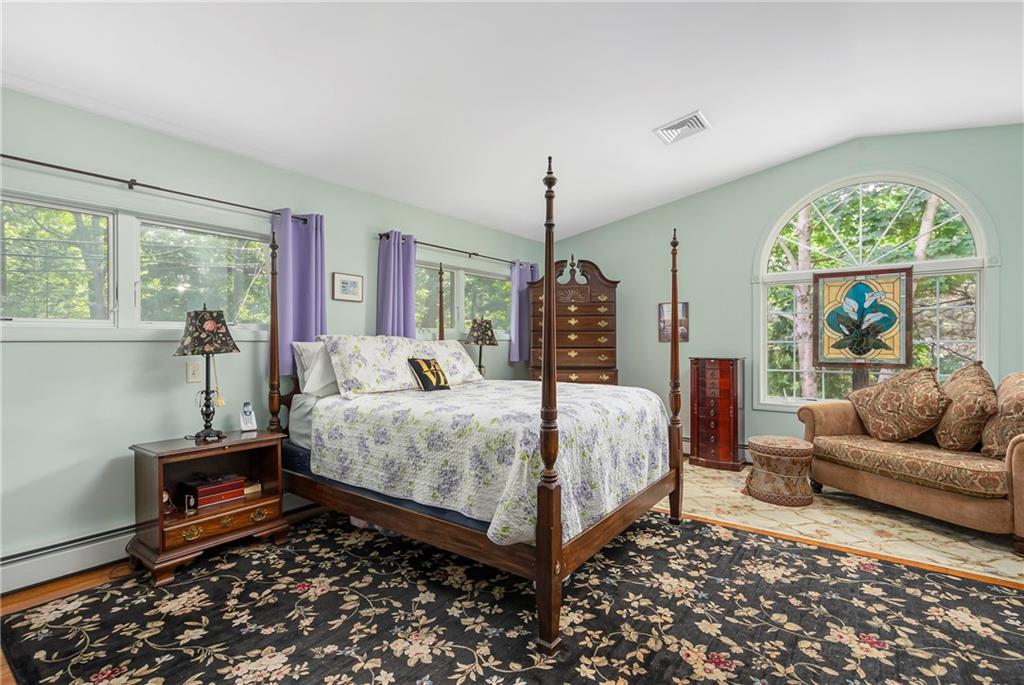 505 Cedar Avenue, East Greenwich