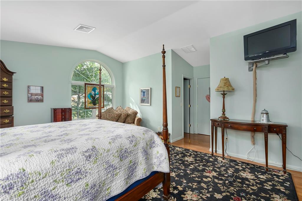 505 Cedar Avenue, East Greenwich