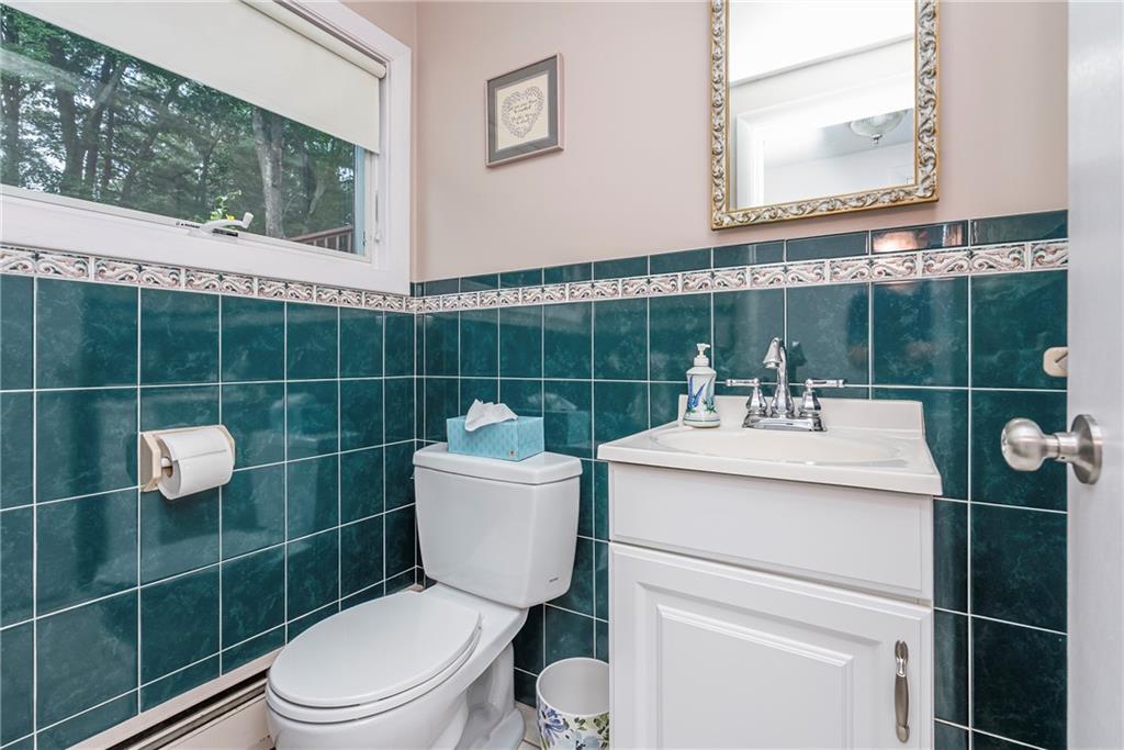 505 Cedar Avenue, East Greenwich