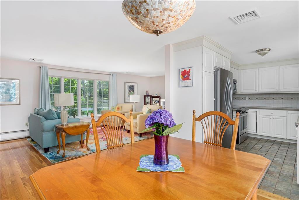 505 Cedar Avenue, East Greenwich