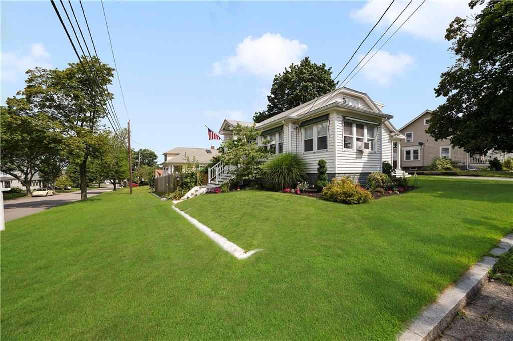 158 Brightridge Avenue, East Providence, RI 02914 MLS 1289732 Lila