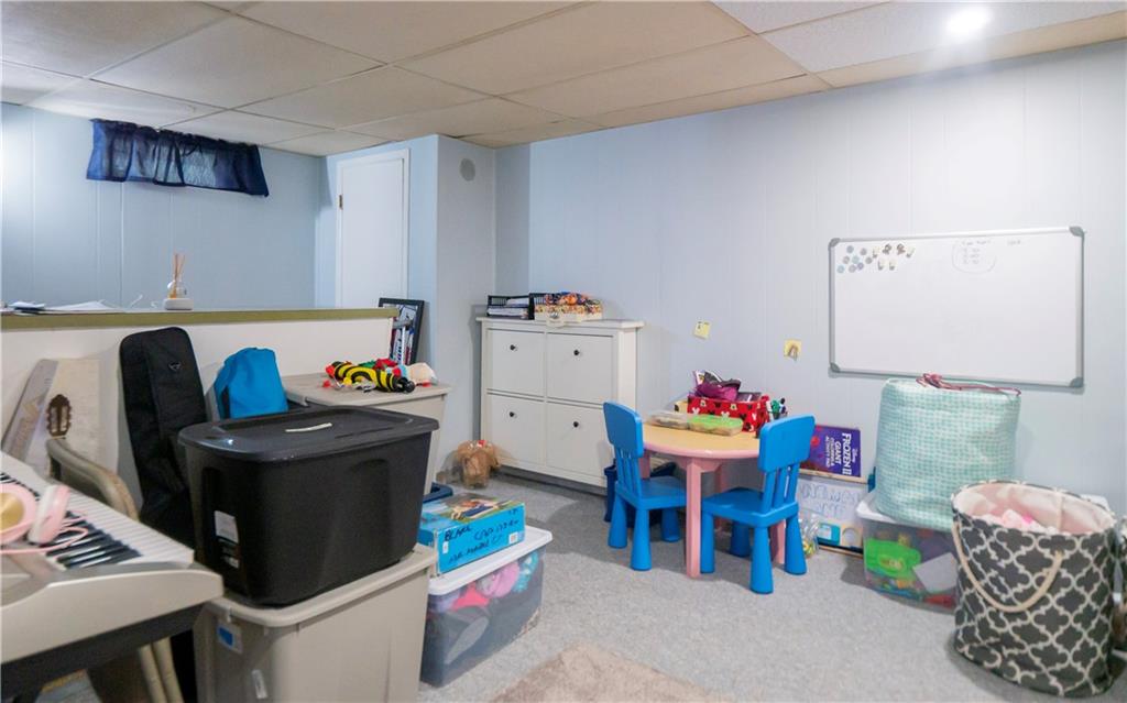 24 Maize Corn Road, Portsmouth, RI 02871 MLS 1289403 Lila Delman