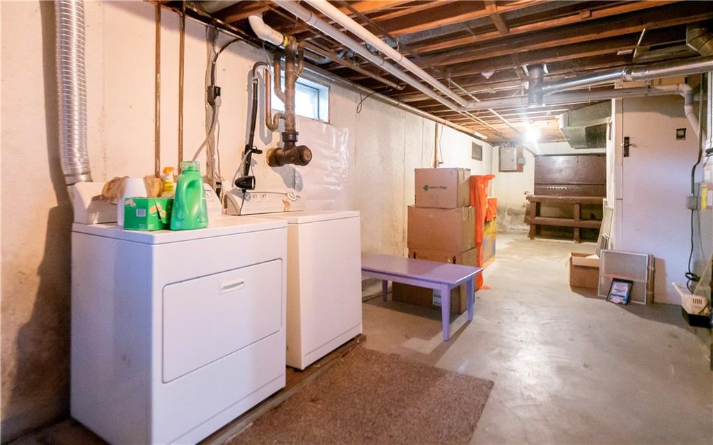 24 Maize Corn Road, Portsmouth, RI 02871 MLS 1289403 Lila Delman