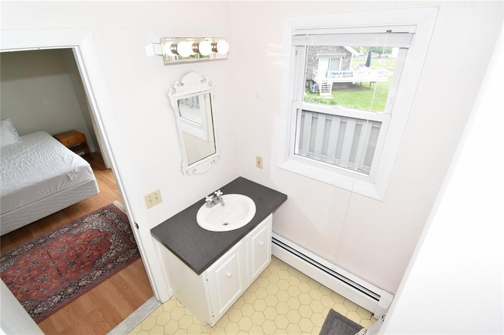 51 Middle Road Road, Narragansett, RI 02882 MLS 1291051 Lila Delman