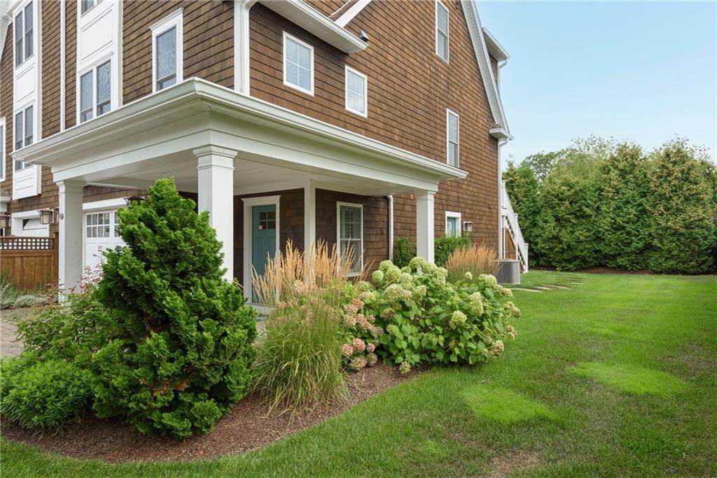 14 Wanda Street, Unit#b, Narragansett