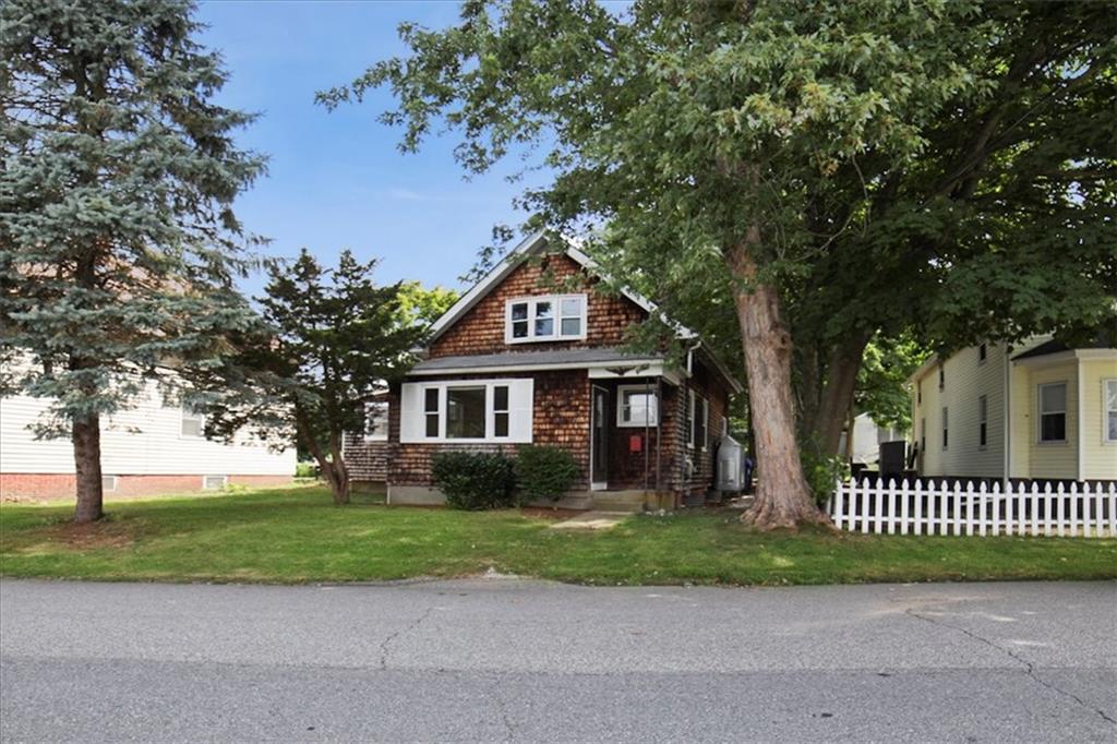 113 Narragansett Avenue, East Providence, RI 02915 MLS 1291926 Lila Delman