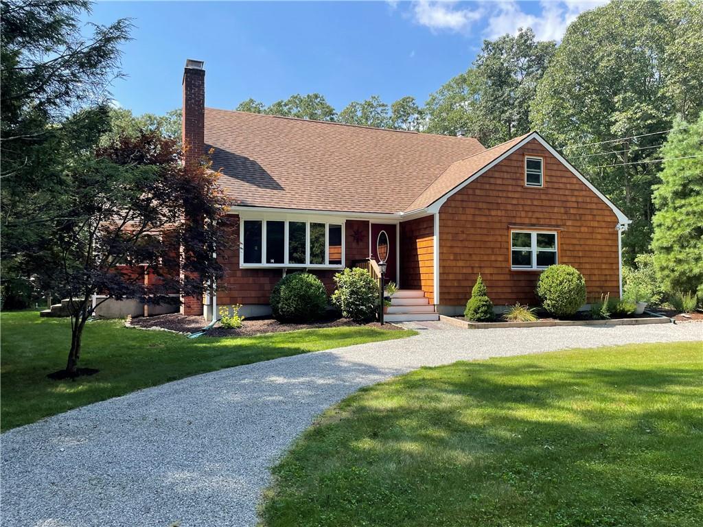 371 Weaver Hill Road, Coventry, RI 02816 MLS 1292179 Lila Delman