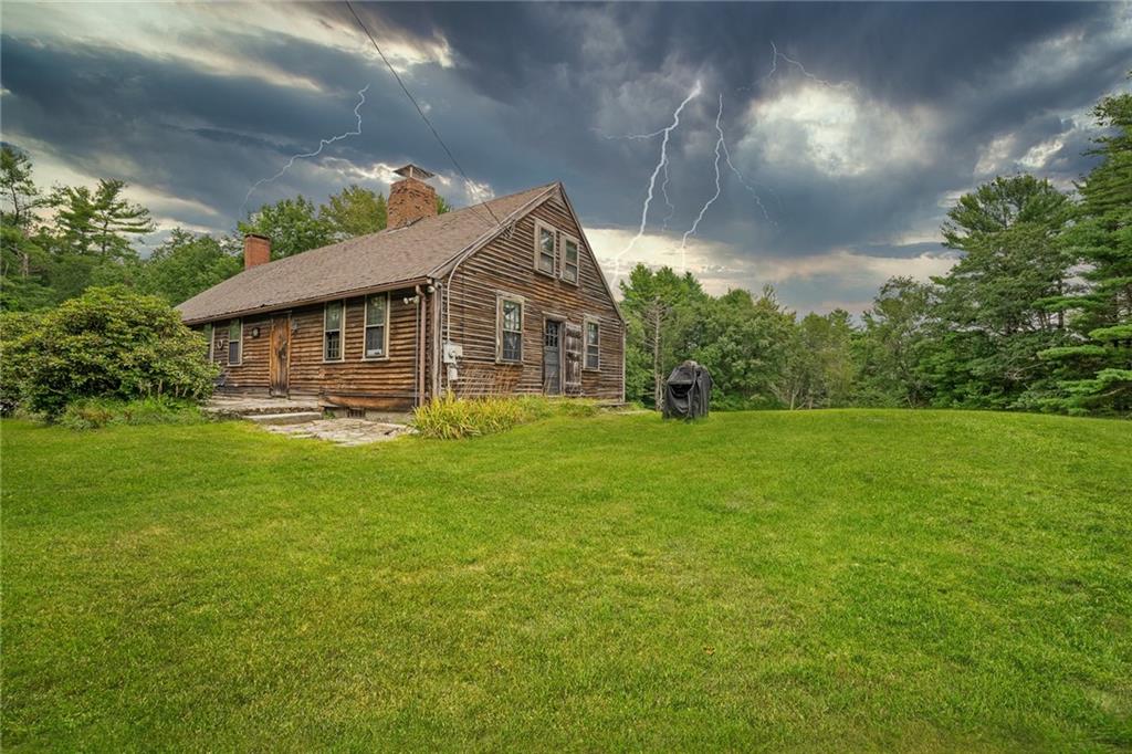 1677 Round Top Road, Burrillville