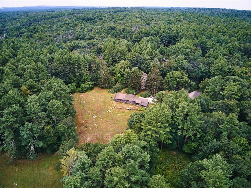 1677 Round Top Road, Burrillville