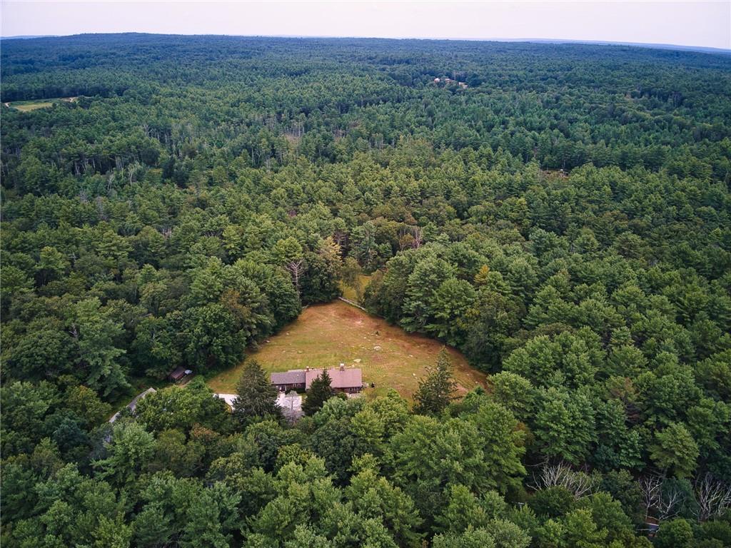 1677 Round Top Road, Burrillville