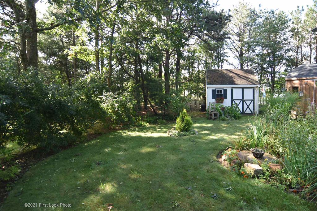 32 Quiet Way, South Kingstown
