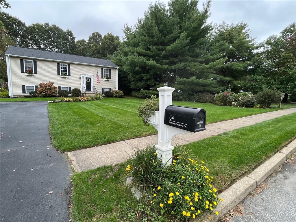 64 Hunters Crossing Drive, Coventry, RI 02816 MLS 1295537 Lila Delman