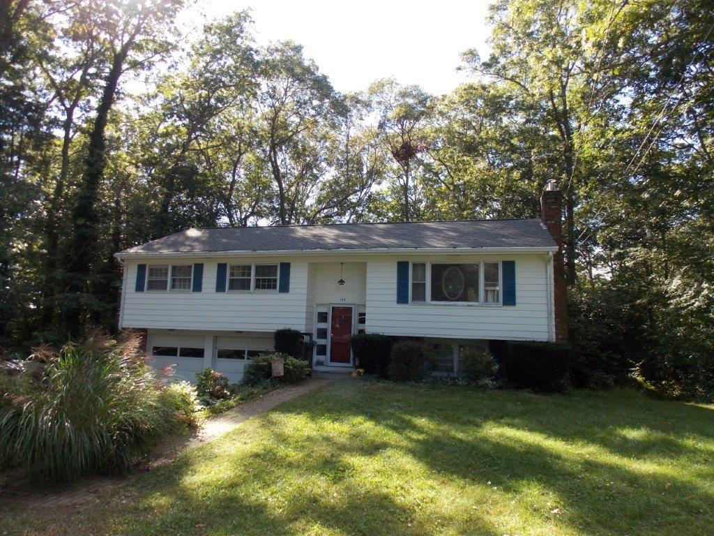 144 Dendron Road, South Kingstown