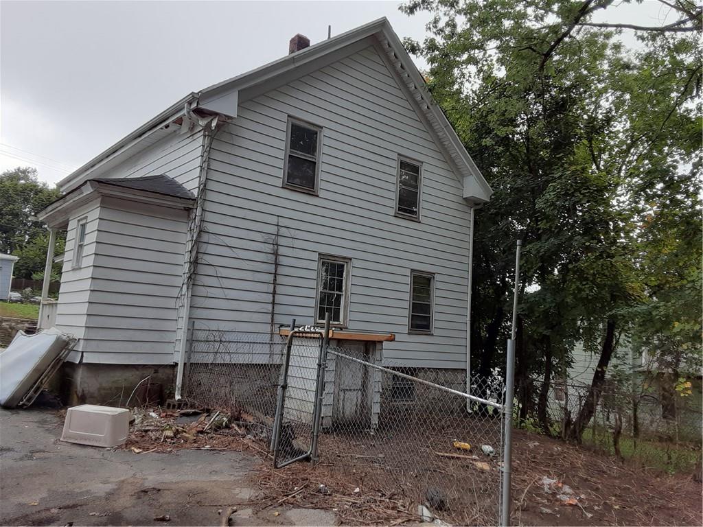 338 Mason Street, Woonsocket