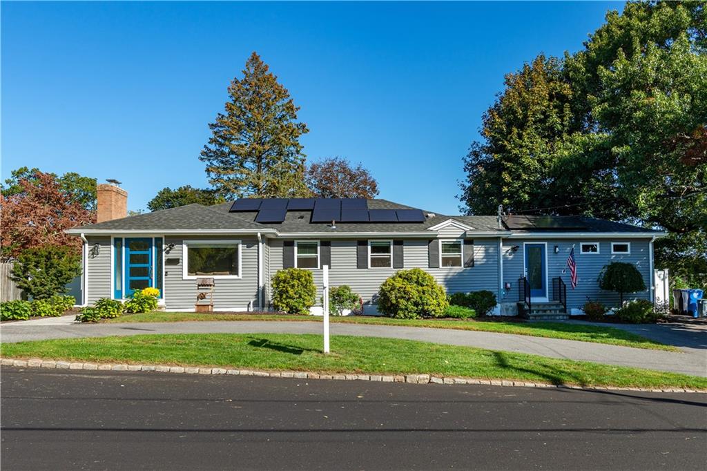 15 Glenmere Drive, Cranston, RI 02920 MLS 1295679 Lila Delman