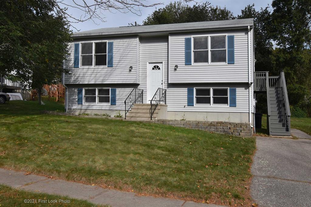 55 Jennifer Drive, South Kingstown