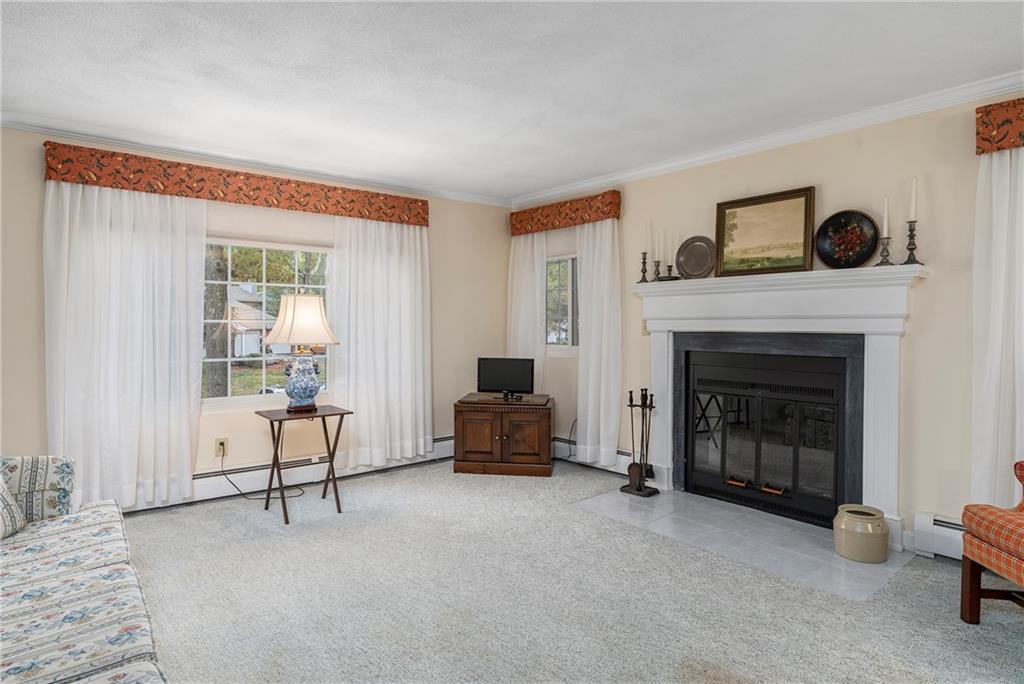 39 Eagle Run, Unitc, Warwick, RI 02818 MLS 1297114 Lila Delman