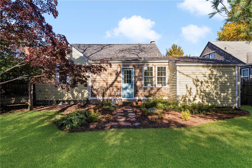 96 Moorland Avenue, Cranston, RI 02905 MLS 1297937 Lila Delman