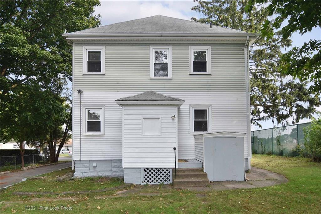 73 North Spruce Street, East Providence