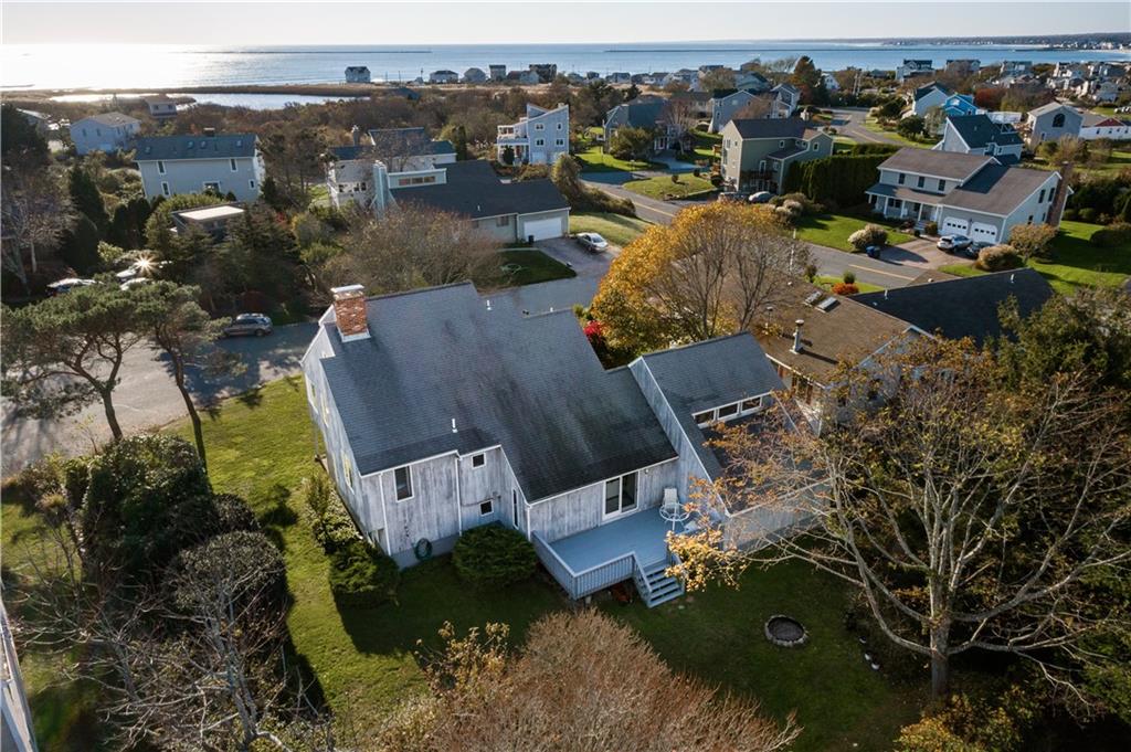 10 Windward Circle, Narragansett