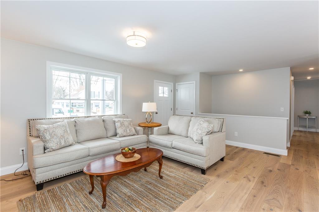 121 Coburn Street, Warwick, RI 02889 MLS 1299467 Lila Delman