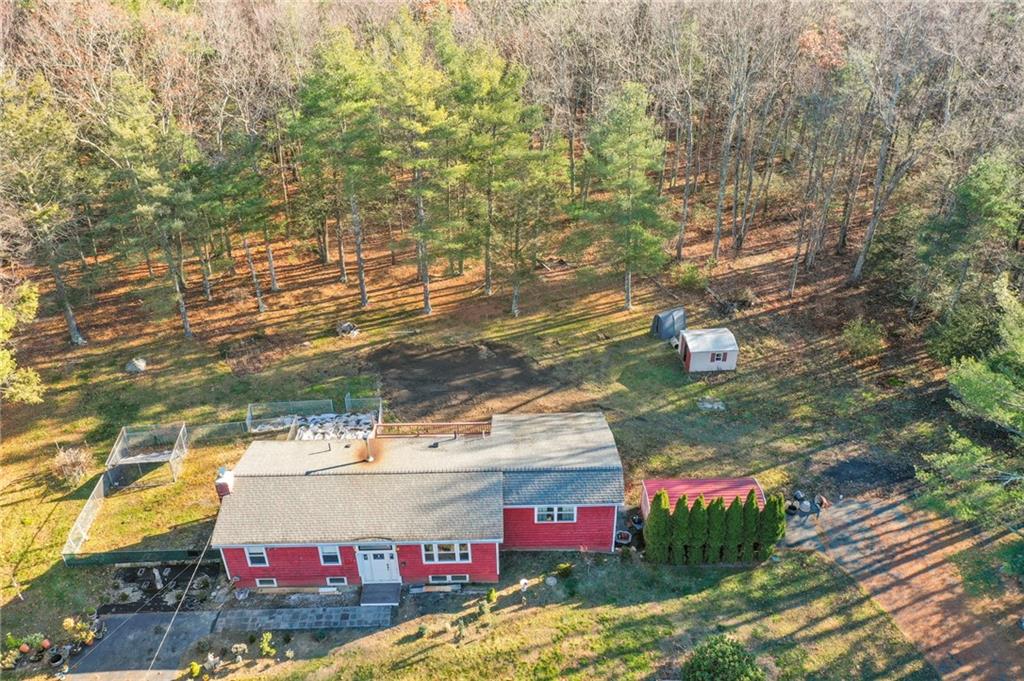 135 Pray Hill Road, Glocester