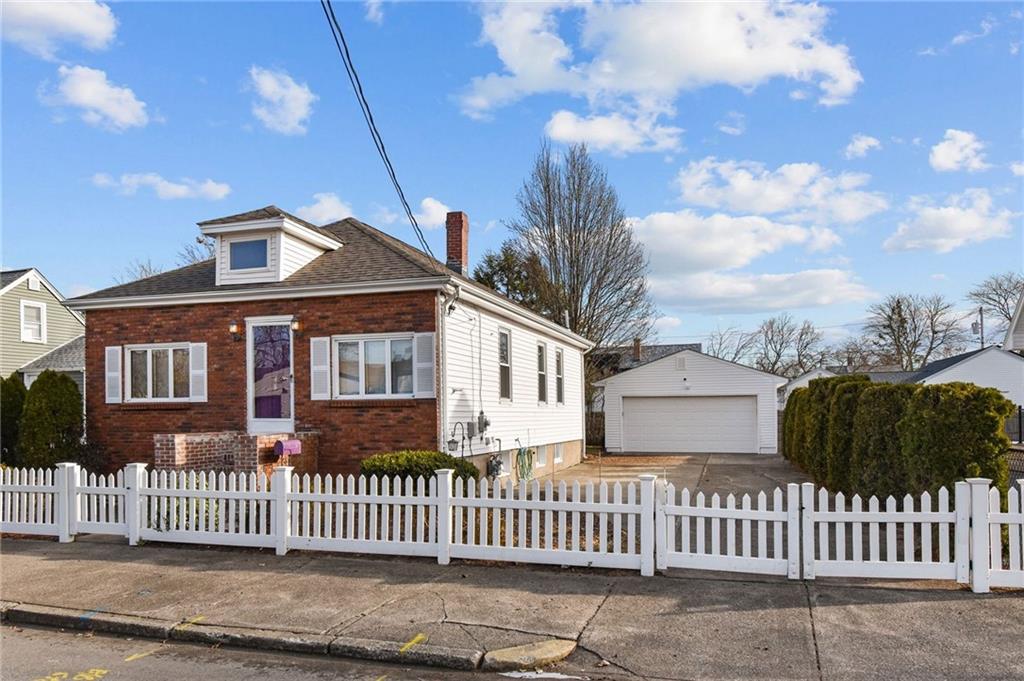 48 Pollard Avenue, Pawtucket, RI 02861 MLS 1301045 Lila Delman