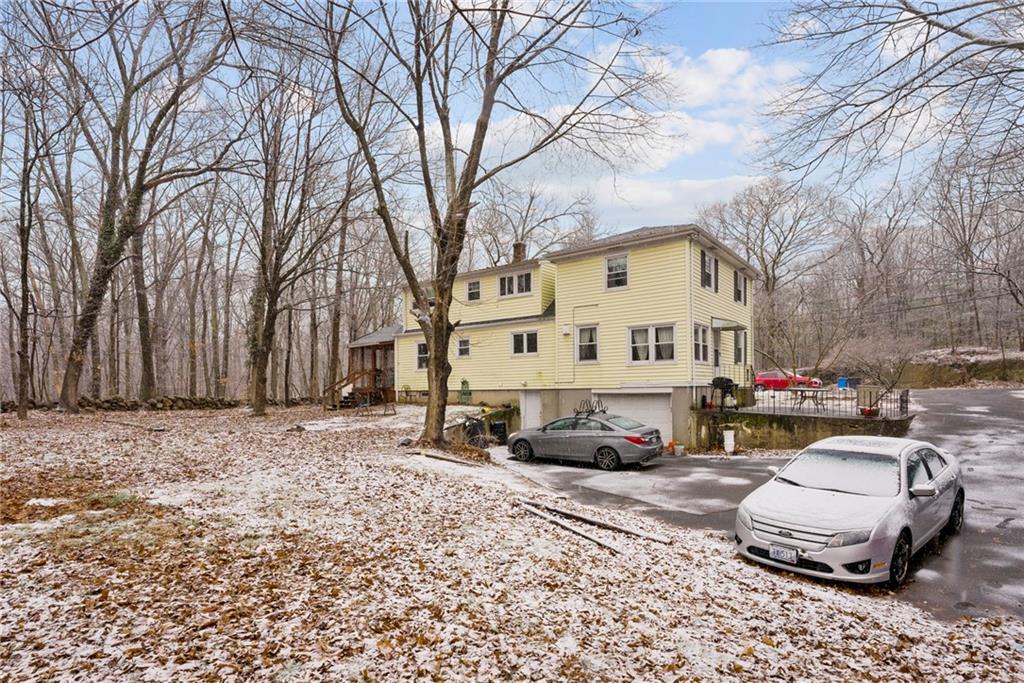 214 Little Pond County Road, Cumberland