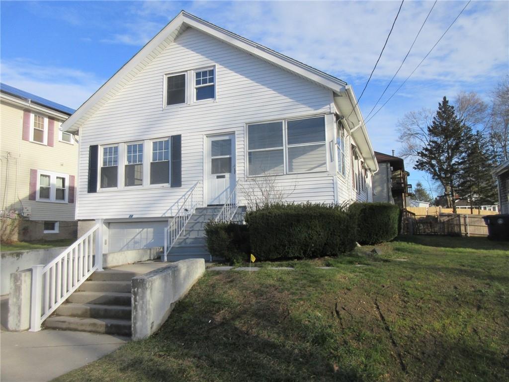 14 Belcourt Avenue, North Providence