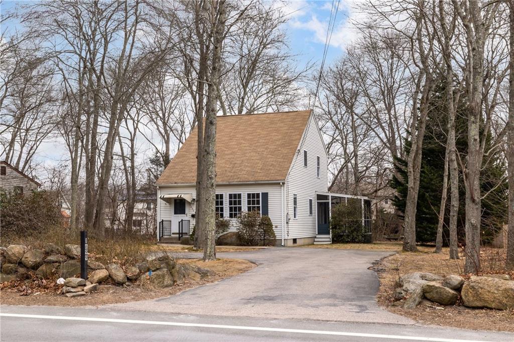 1699 Kingstown Road, South Kingstown