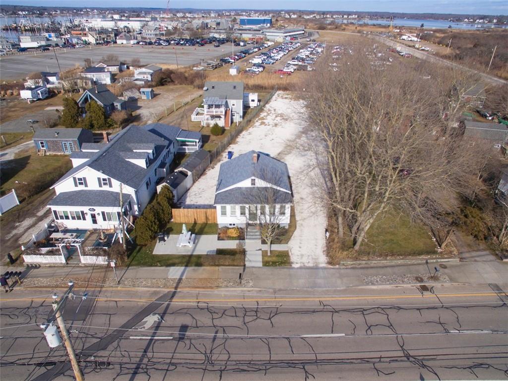 221 Sand Hill Cove Road, Narragansett