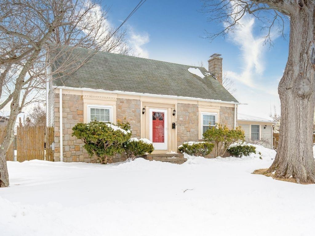 100 Parkside Drive, Warwick, RI 02888 MLS 1302708 Lila Delman