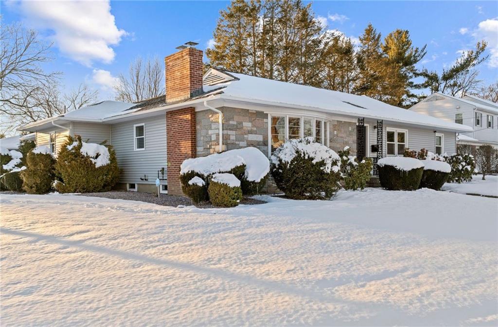 141 Bretton Woods Drive, Cranston, RI 02920 MLS 1303223 Lila Delman