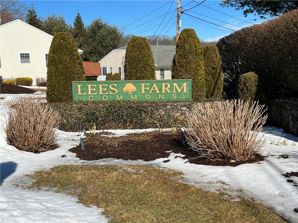 19 Lees Farm Commons Drive, North Providence