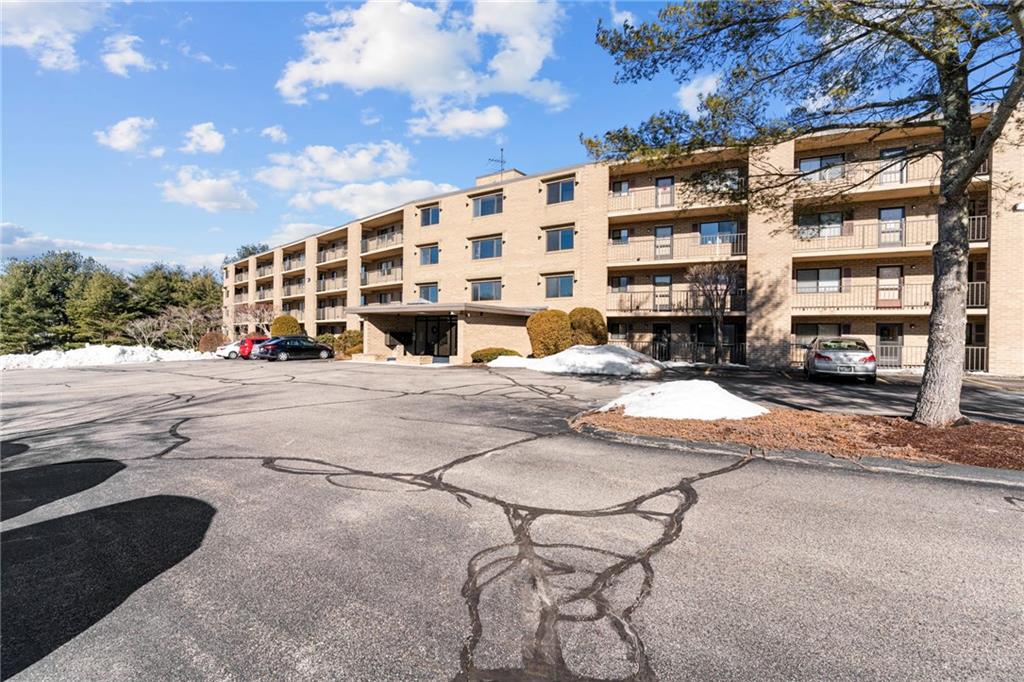 650 Greenwich Avenue, Unit#2-107, West Warwick