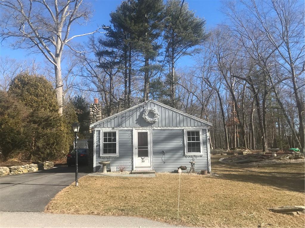 30 Griswold Street, Glocester