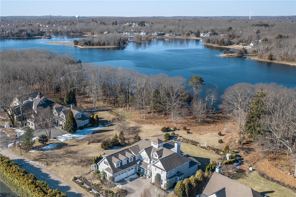 29 Lands End Drive, North Kingstown