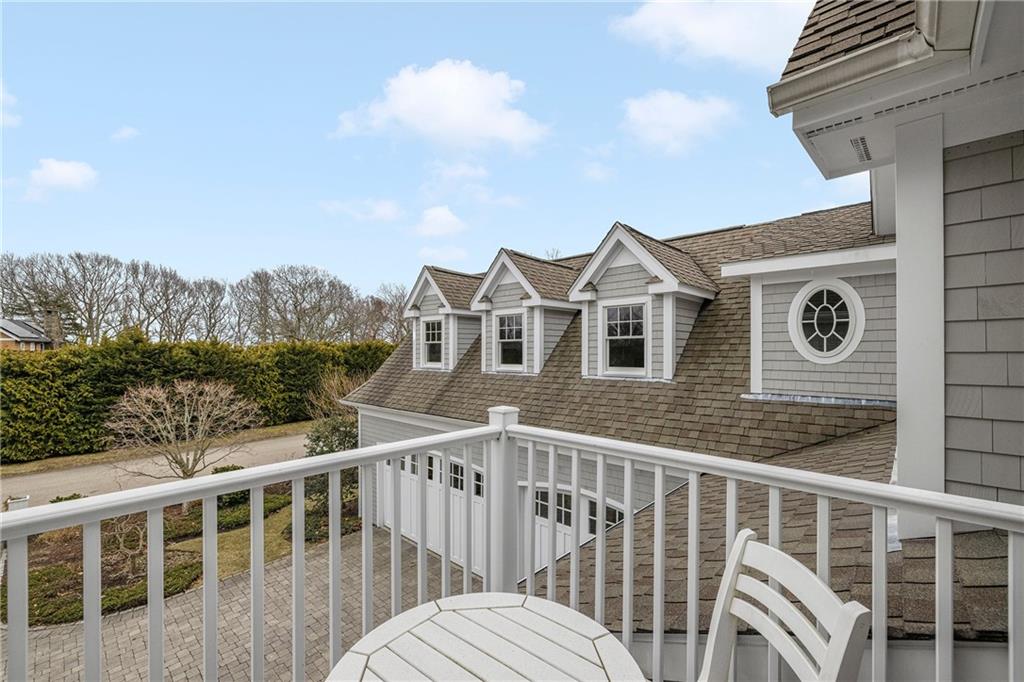 29 Lands End Drive, North Kingstown