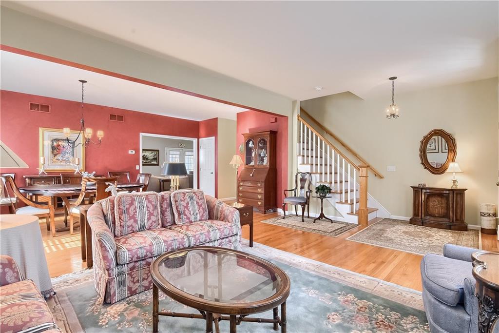 386 Wickford Point Road, North Kingstown