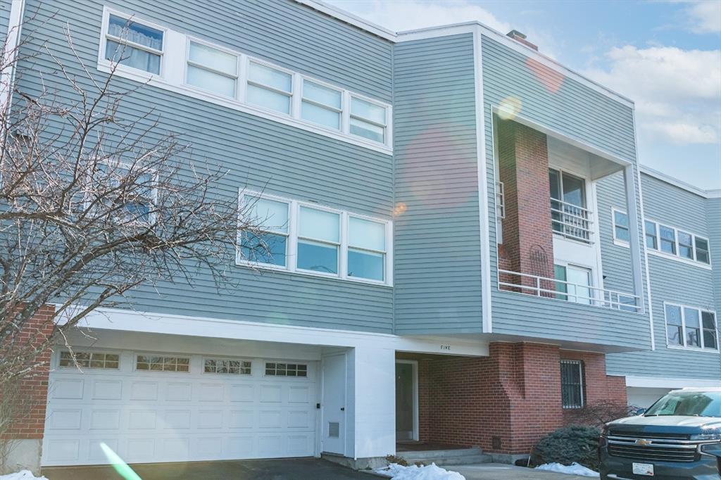 5 Constitution Hill Street, Providence, RI 02904 MLS 1304998 Lila