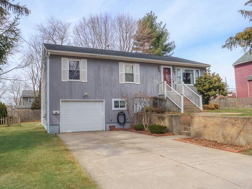 65 Vinton Avenue, Cranston, RI 02920 MLS 1305055 Lila Delman