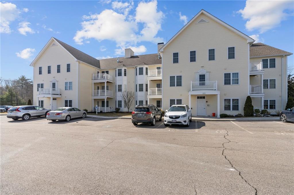 60 Saw Mill Drive, Unit#205, North Kingstown