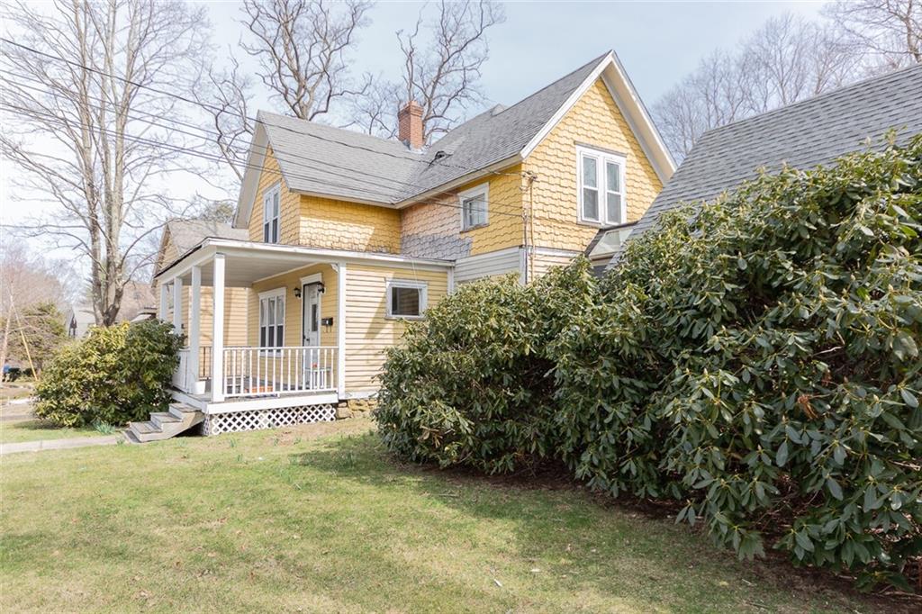 15 Upper College Road, South Kingstown