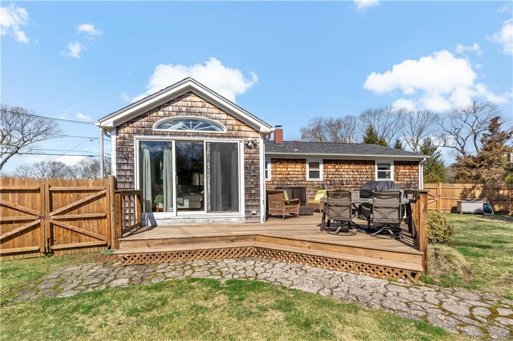 170 Oak Tree Avenue, Warwick