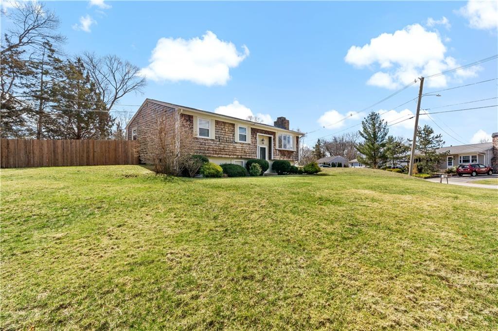 170 Oak Tree Avenue, Warwick