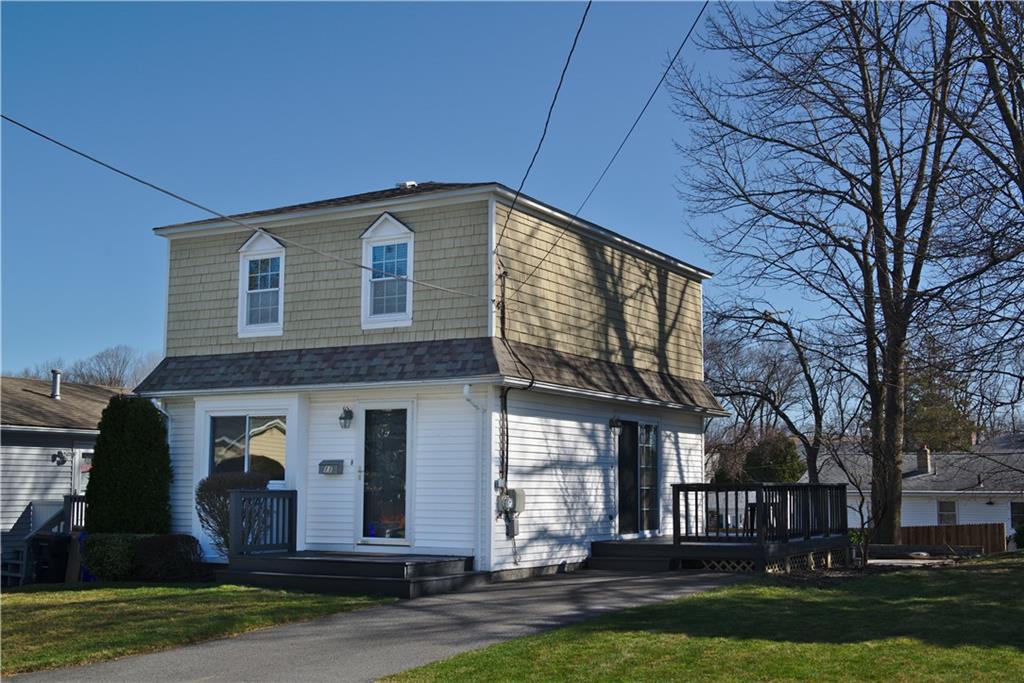 11 Tarklin Street, North Providence