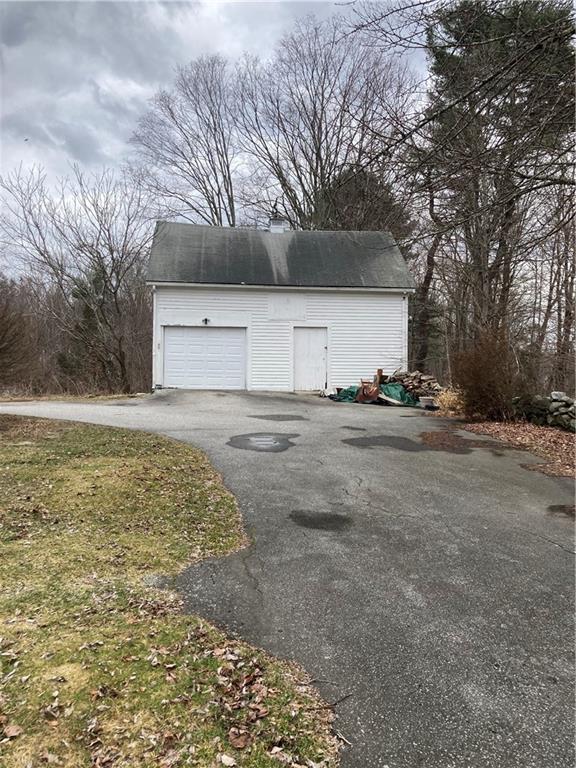 14 Saw Mill Road, Glocester