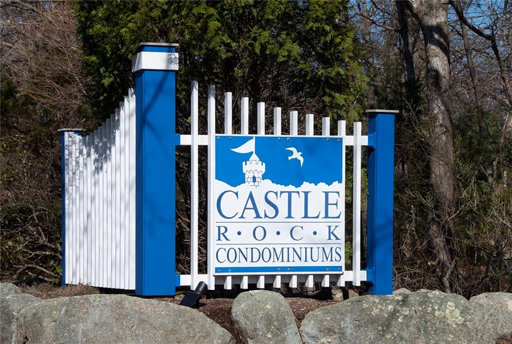2 Castle Rock Drive, Unit#d, Charlestown