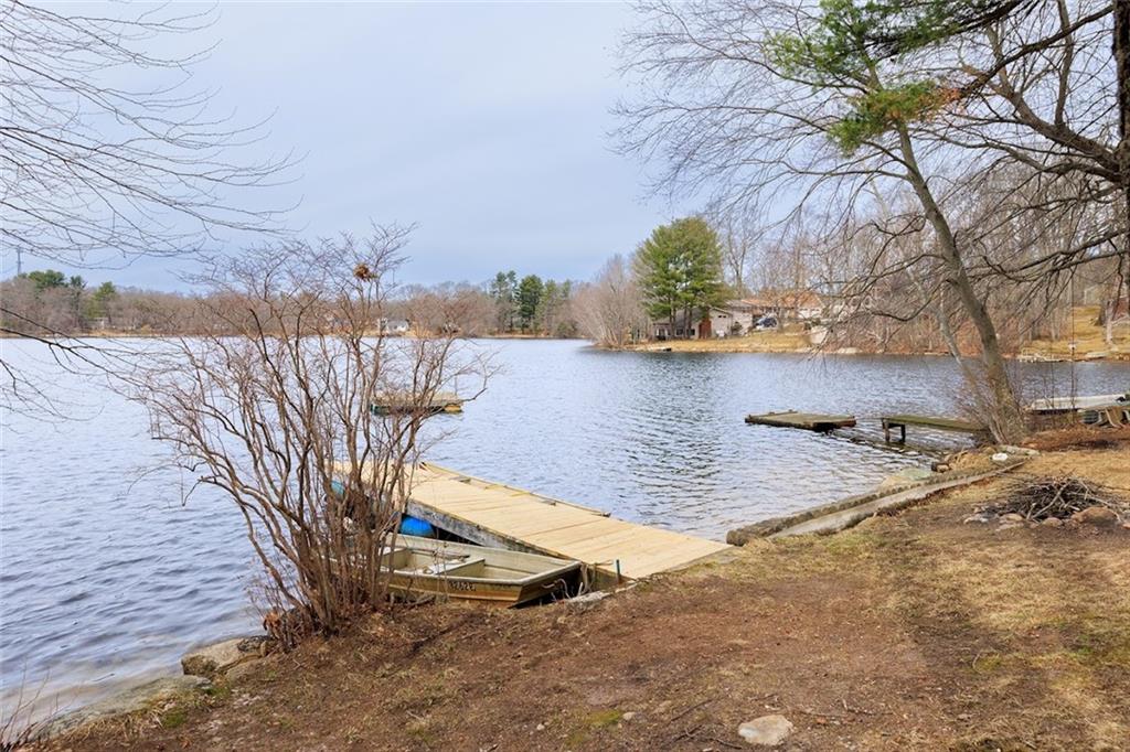 446 Lake Washington Drive, Glocester