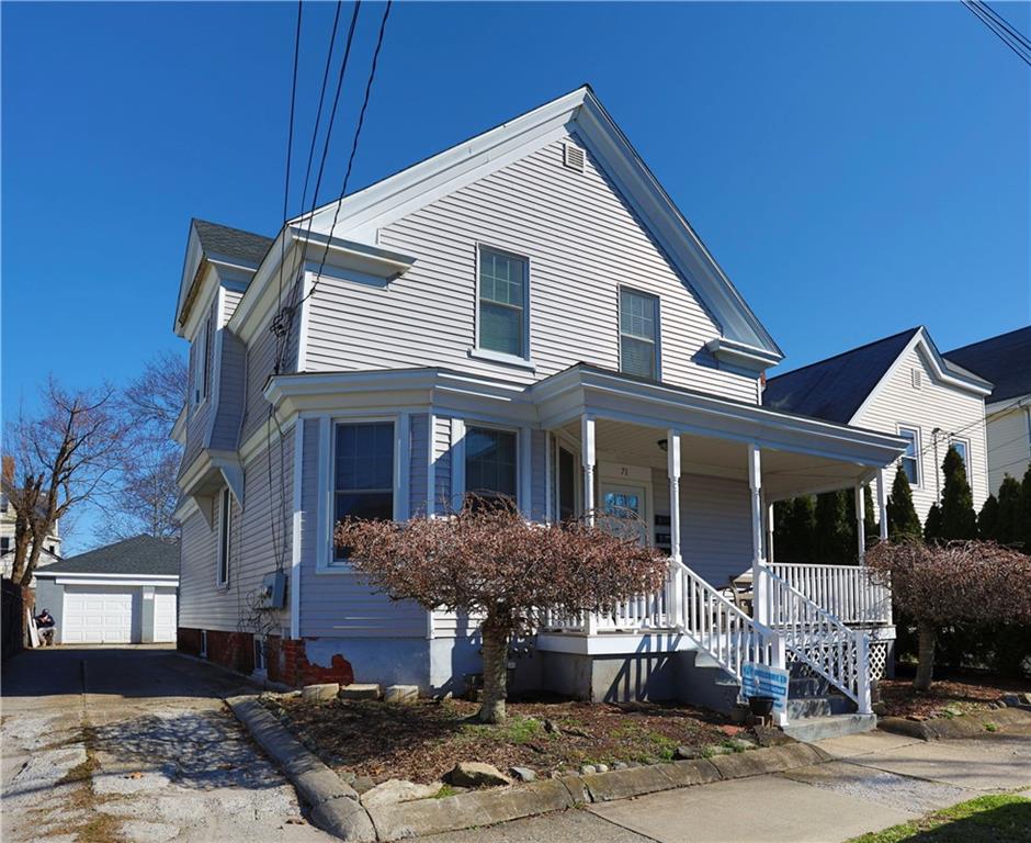 71 Walnut Street, East Providence